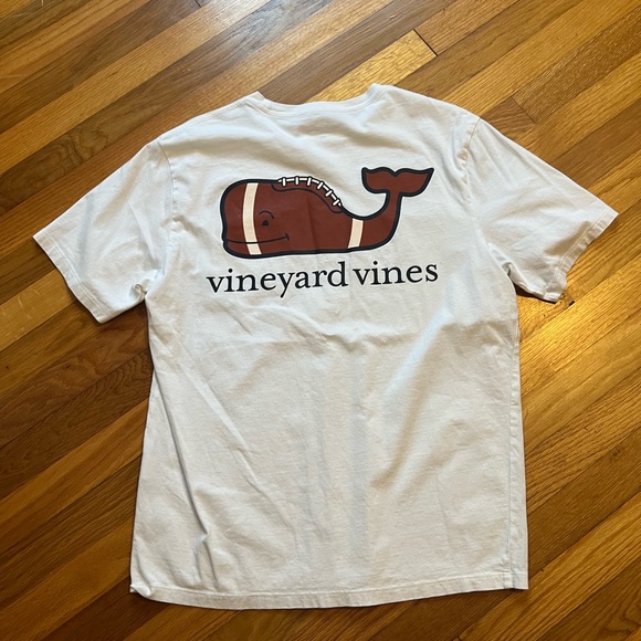 Vineyard vines t shirt - Picture 1 of 4